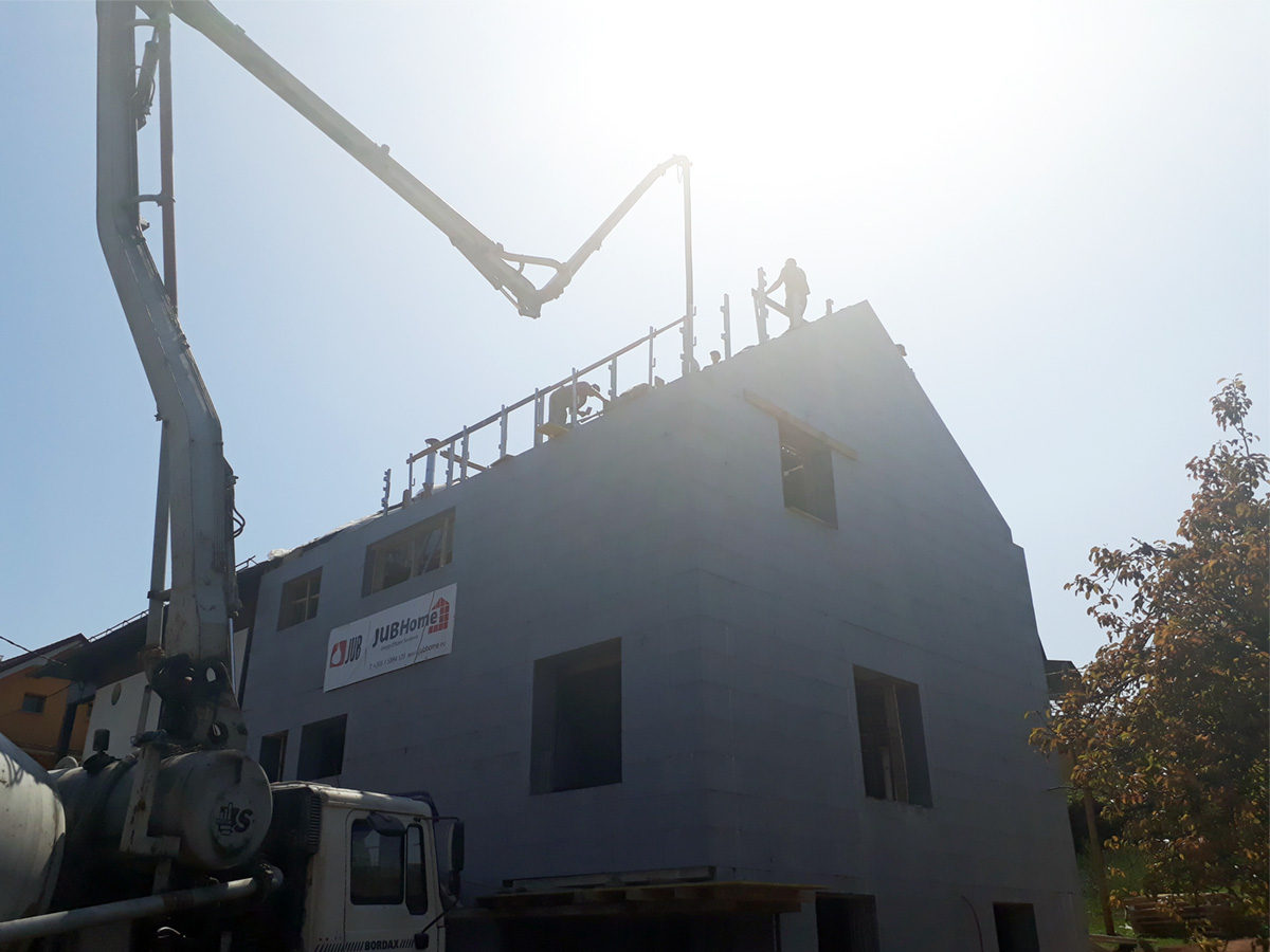 Betoniranje trikotnih zidov