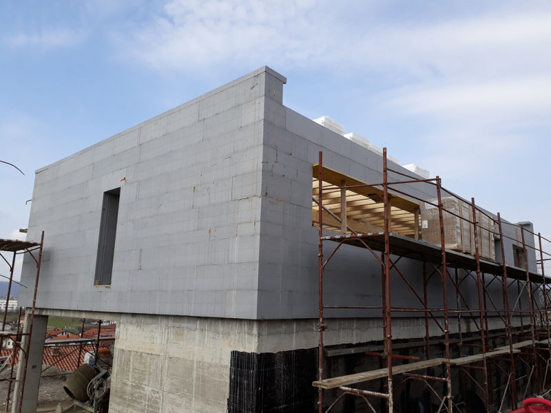 Objekt pri Vrtojbi JUBHome WALL in ROOF